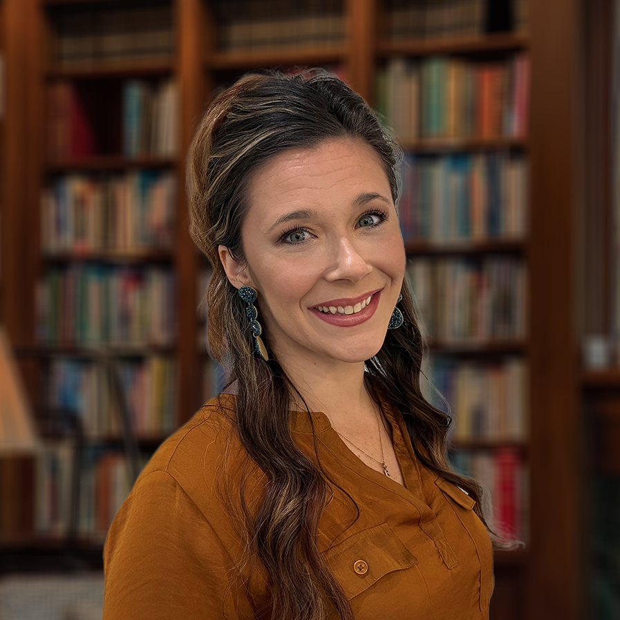 Michelle Elliott Headshot