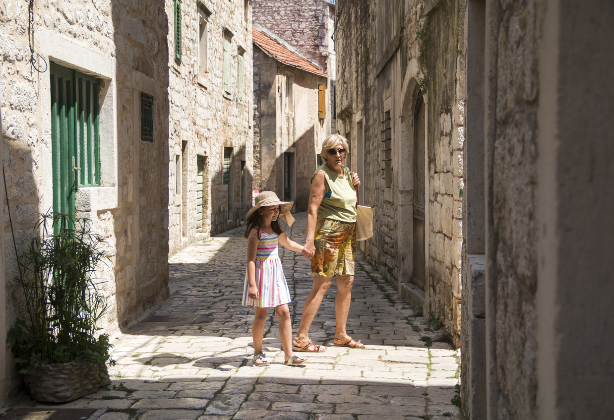 Making the Most of Intergenerational Summer Travel